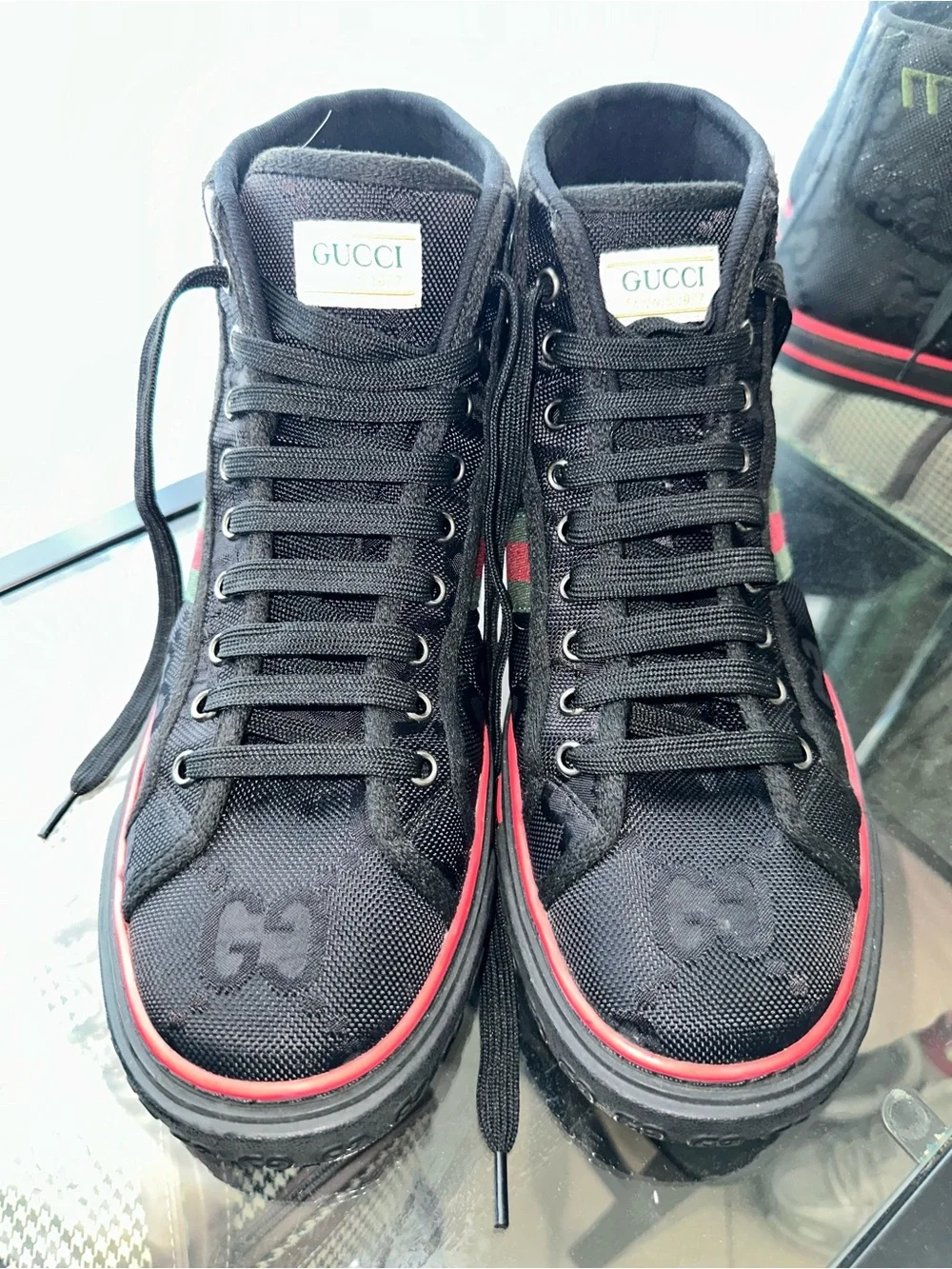 Gucci Black High-Top Sneakers with Red & Green Stripe Accent - Picture 2 of 9